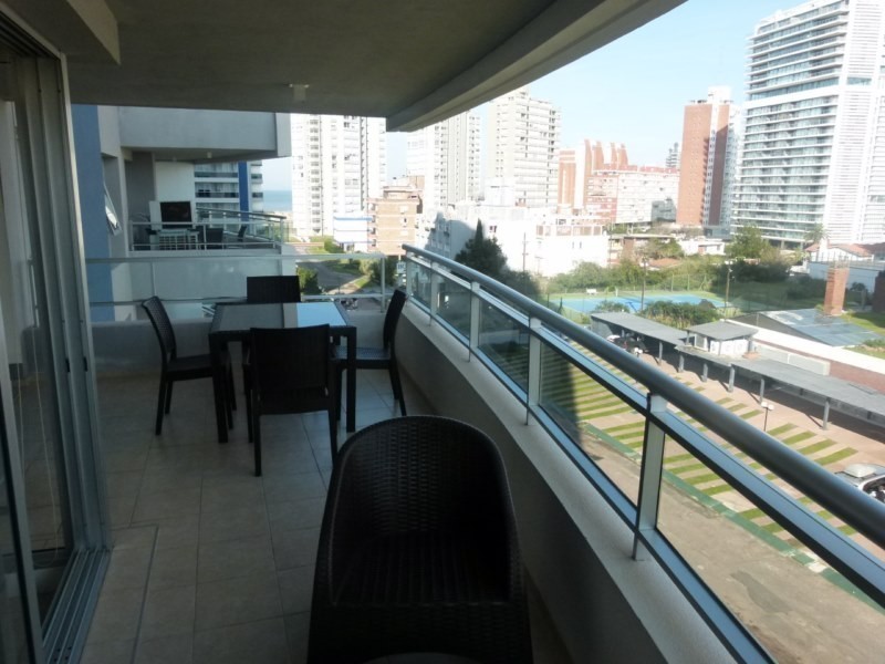 Lindo departamento en alquiler en Brava 